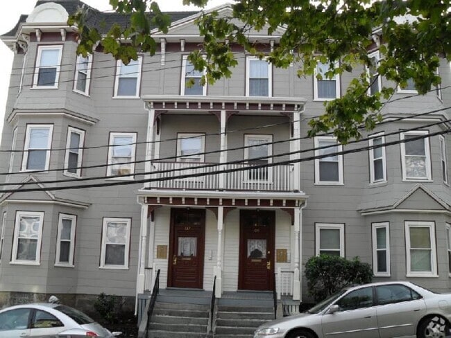 Building Photo - 135 Paul Gore St