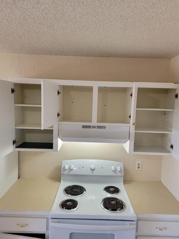 Foto del edificio - 2205 Knox McRae Dr