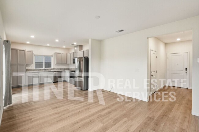 Foto del edificio - 3867 Roseparke Way