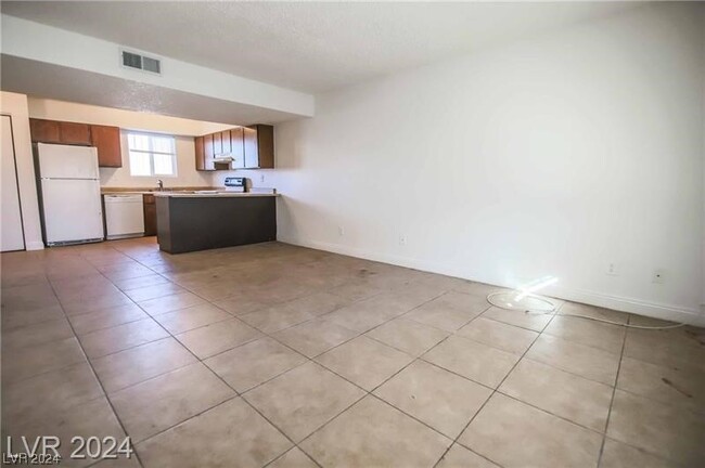 3508 Rio Robles Dr Unit A, North Las Vegas, Nv 89030 - Condo For Rent 