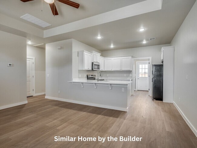 Foto del edificio - Contemporary 2-Bed, 2-Bath Home for Rent in Chickasha, OK!