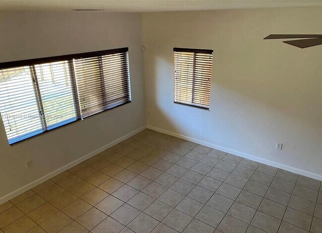 Foto del edificio - 16563 SW 50th Terrace