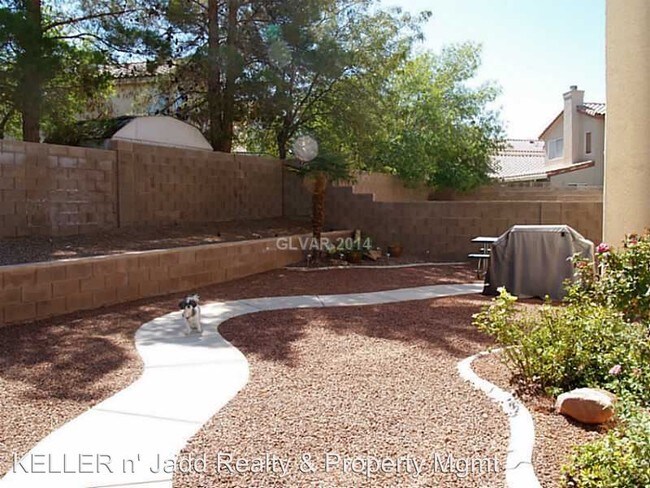 Building Photo - 8384 Lodge Haven St