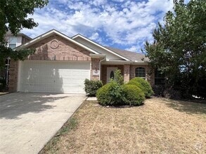 Building Photo - 1065 Warbler Ln