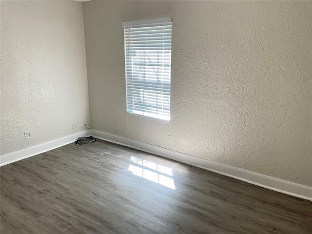 Building Photo - 1411 Kingsley Dr