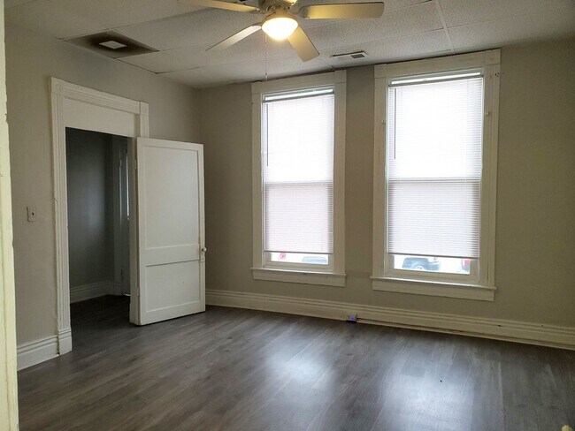 Building Photo - Portland 3 Bed/1 Bath Remodeled Home with ...