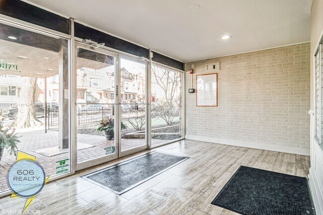 Foto del edificio - 110 N Kenilworth Ave