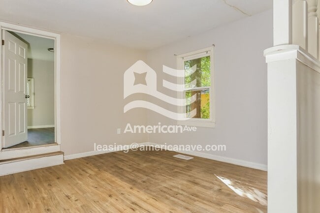 Building Photo - 4311 W 19th St