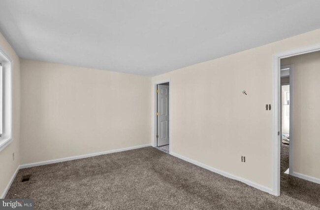 Building Photo - 10289 Daystar Ct