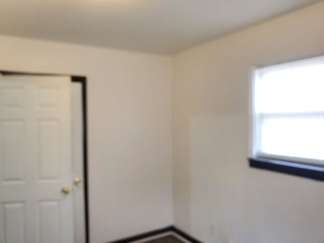 Foto del edificio - Chesapeake: 2 bedroom 1 bath Duplex in Gre...