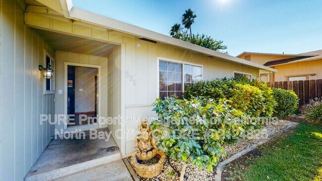 Building Photo - 551 Chablis Ct
