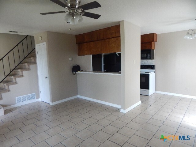 Building Photo - 1310 Covey Ln