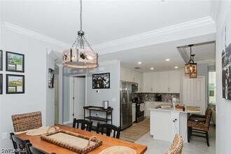 Building Photo - 15375 Grn Acrs Ave
