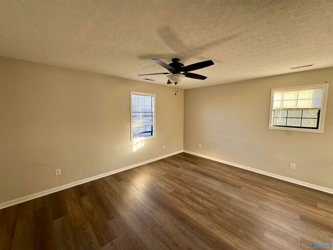 Foto del edificio - 433 Hargrove St