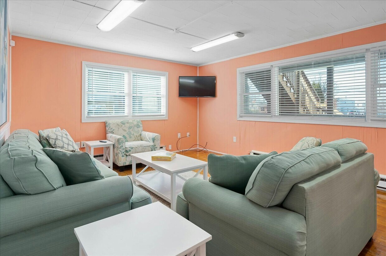 Foto principal - 7406 Coastal Hwy