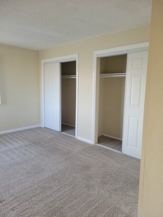 Foto del edificio - 7361 Artesia Blvd