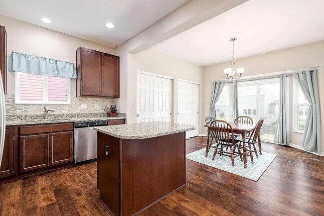 Foto del edificio - Beautiful Home in Royal Elm Neighborhood!