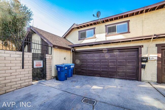 Building Photo - 3 br, 2.5 bath House - 4567 Sirius Ave