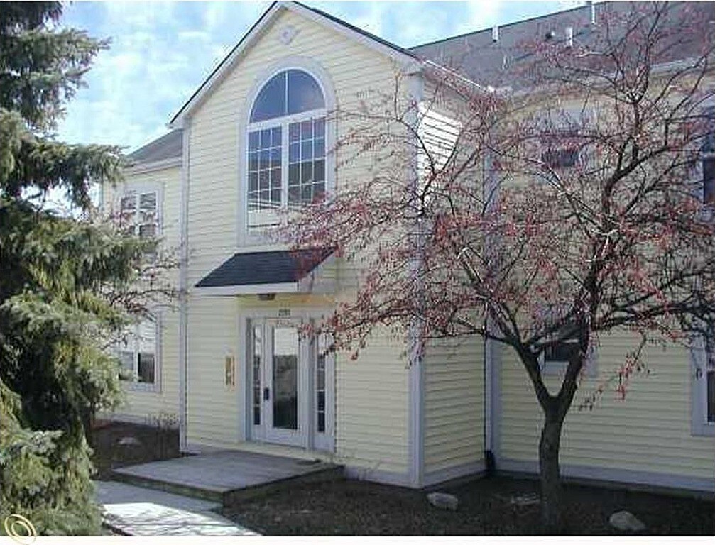 Main entrance - 2213 S Huron Pkwy