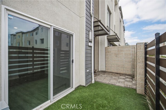 Foto del edificio - 14051 Diamond Ln