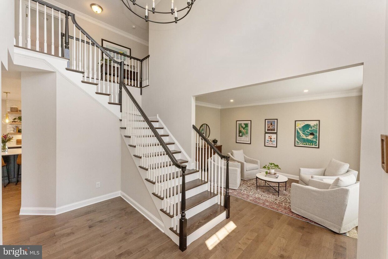 Foto principal - 921 Putting Green Cir