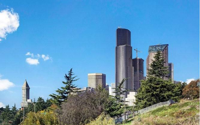 Seattle skyline - 900 S Jackson St