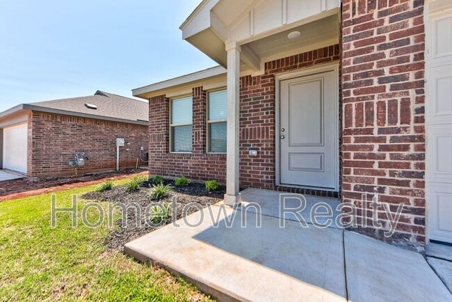 Photo - 9612 NW 123rd St House