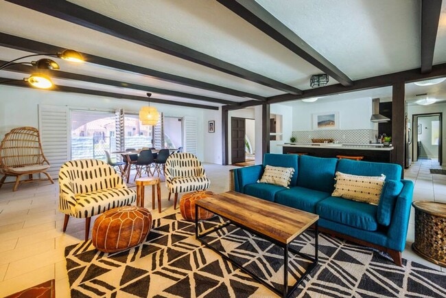 Building Photo - Luxury Mid-Century Retreat in the Heart of the Historic Movie Colony (Monthly Only - No Long Term)