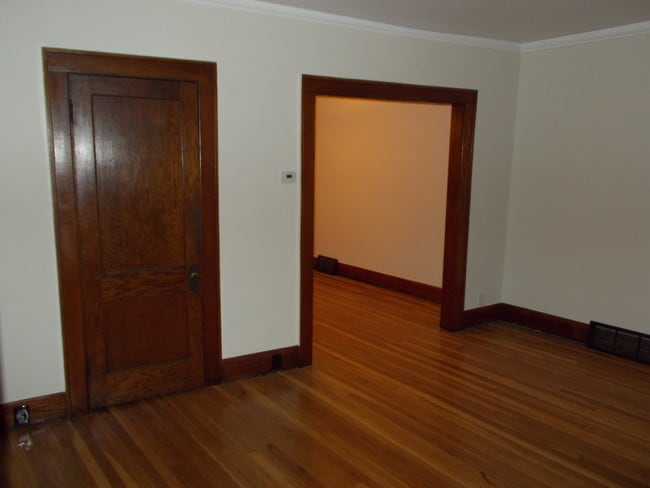 Building Photo - 1109 S Lafayette Ave