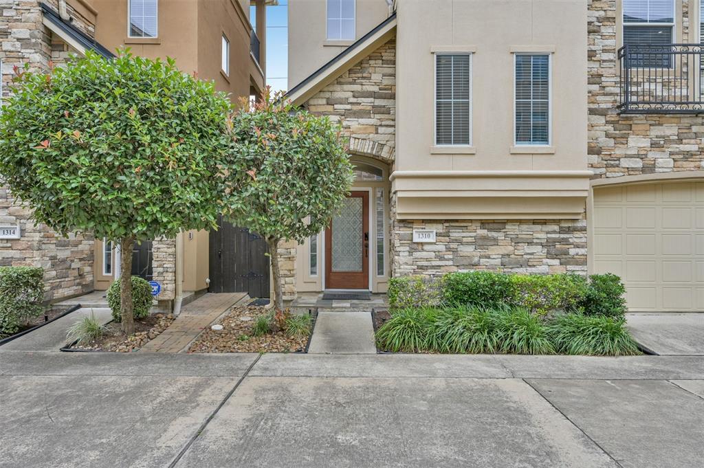 Primary Photo - 1310 Bobbitt Pl Ln