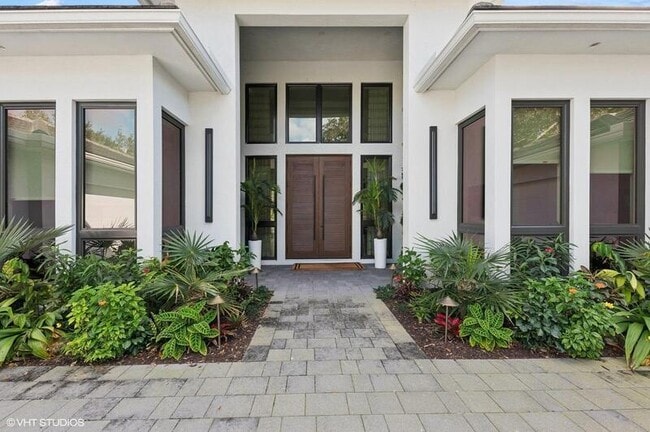 Foto del edificio - 8533 N Native Dancer Rd