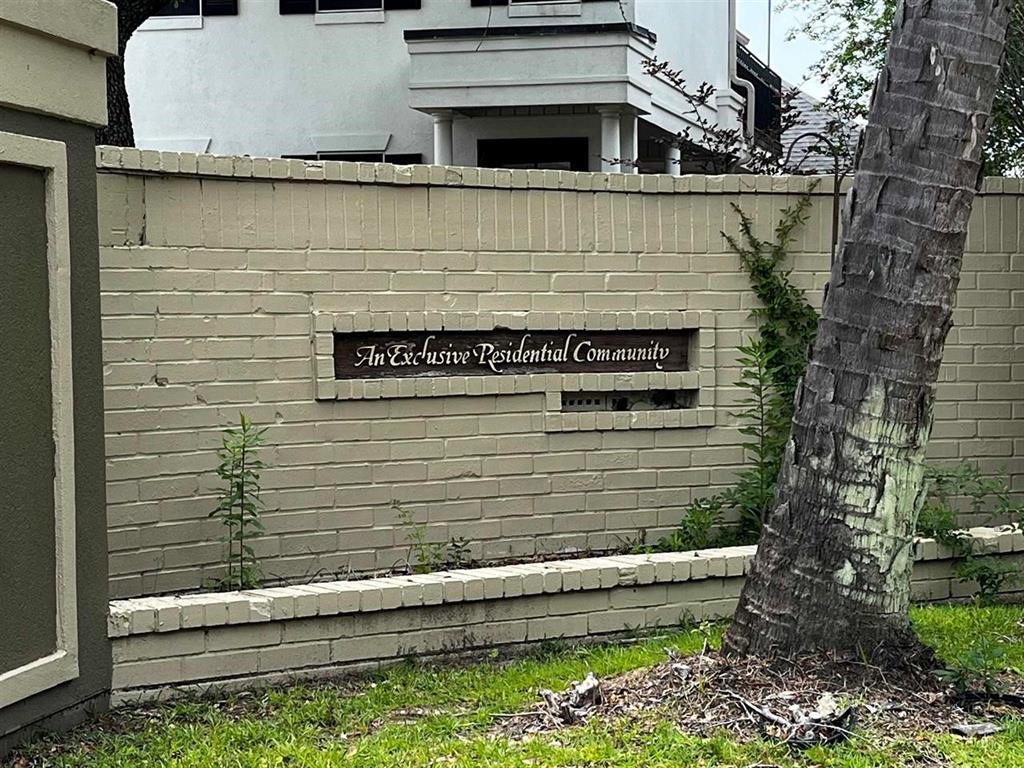 Primary Photo - 2213 Sunset Oaks Dr