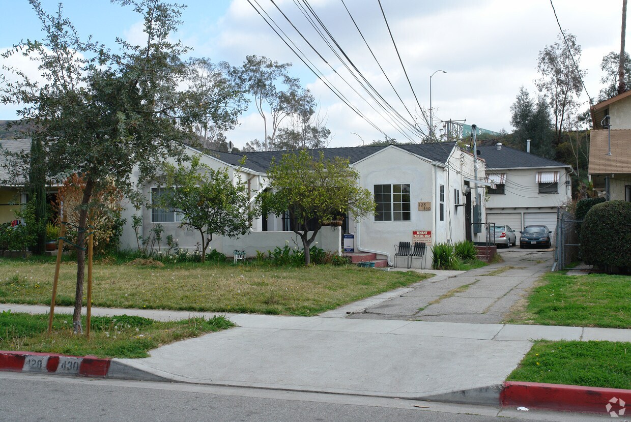 Primary Photo - 428 Lincoln Ave