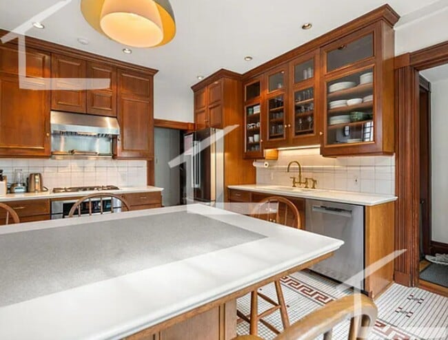 Photo - Victorian Brookline Home in Sought-after P...