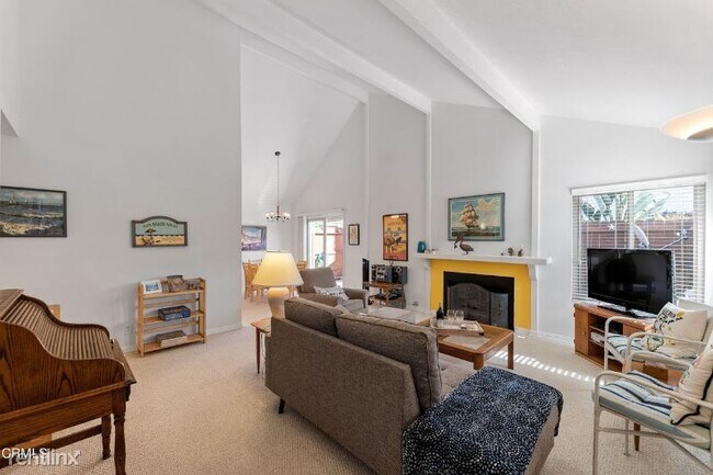 Building Photo - 3 br, 2 bath Condo - 4939 Nautilus St A Un...