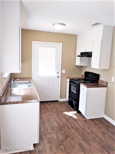 Building Photo - 3 br, 1 bath House - 200 Ridgewood Drive