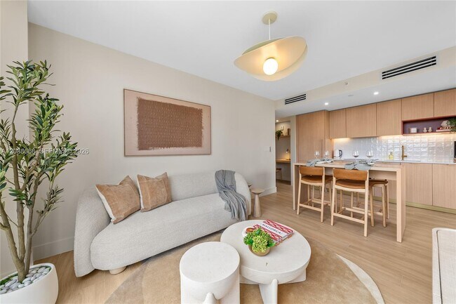 Foto del edificio - 90 NE 32nd St