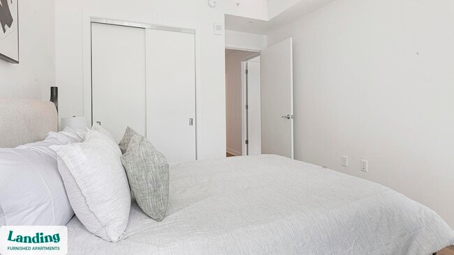 Foto del edificio - 1320 4th St NE