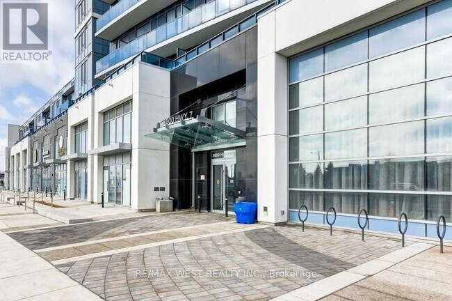 Building Photo - 3600 Hwy 7 W