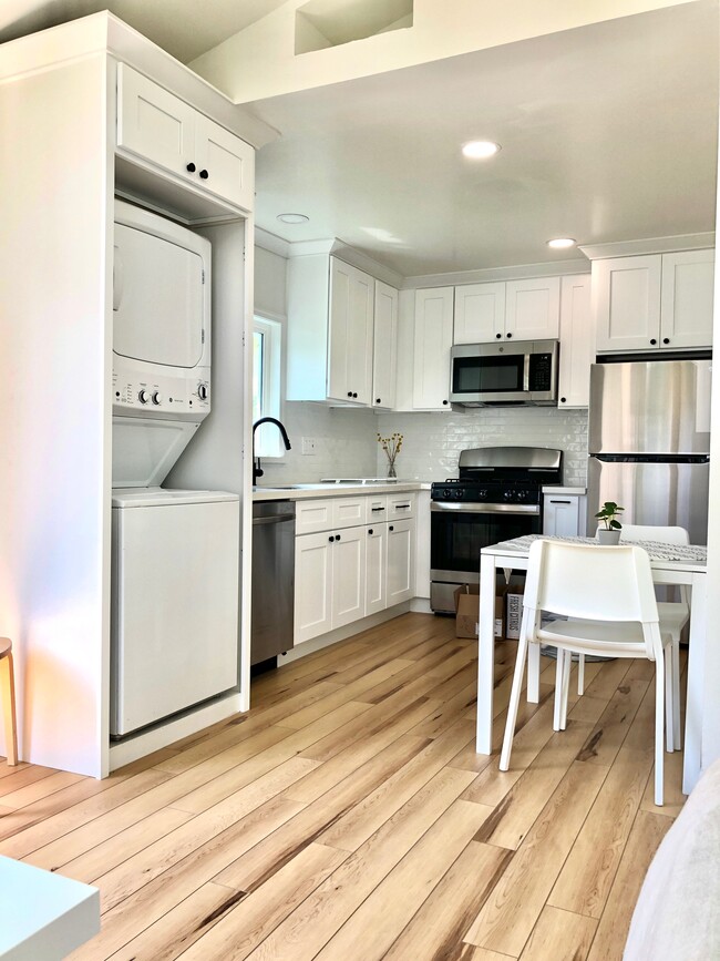 Full-sized Brand New Kitchen with Full-sized In-Unit Laundry! - 3718 Revere Ave