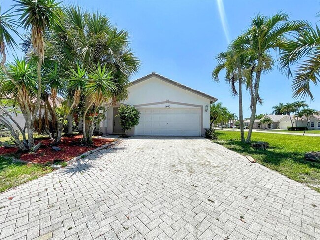 Foto del edificio - 1640 Carriage Brooke Dr