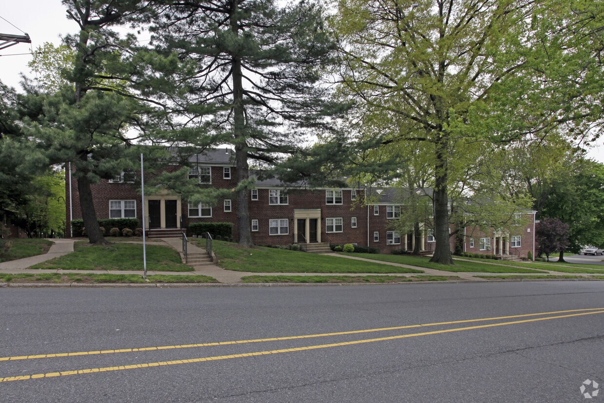 Belleview Gardens Apartments Belleville, NJ
