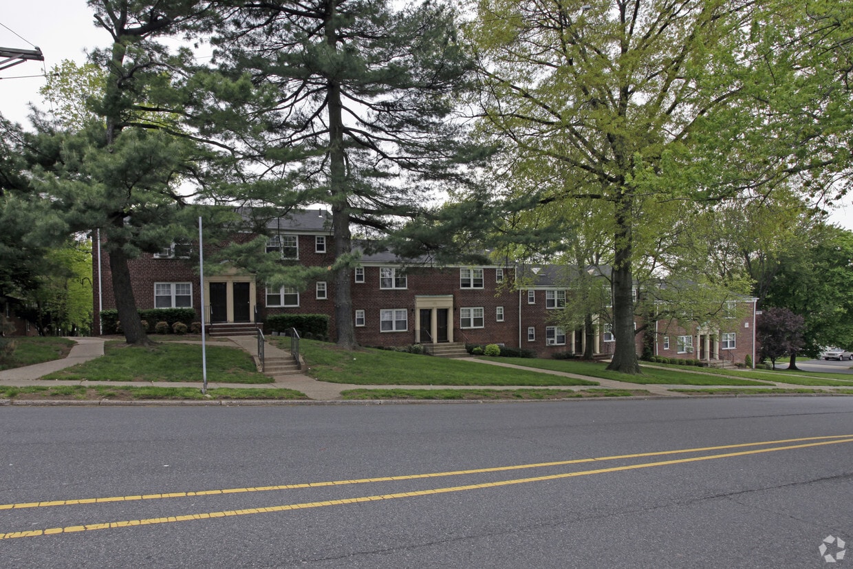 Belleview Gardens Apts Apartments Belleville, NJ