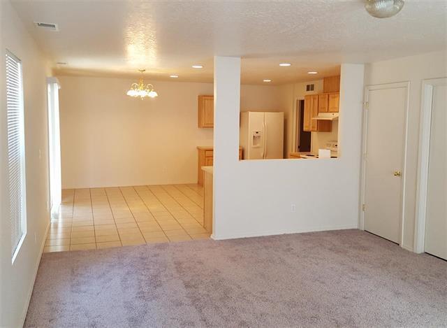 Building Photo - Nice Cute home