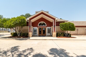 1.jpg - Western Station Apartments