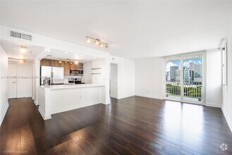 Building Photo - 850 N Miami Ave