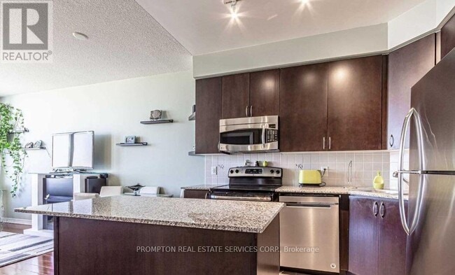 Building Photo - 223 Webb Dr