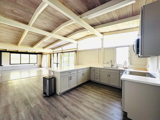 Foto del edificio - 4 Bedroom, 3 Bathroom House