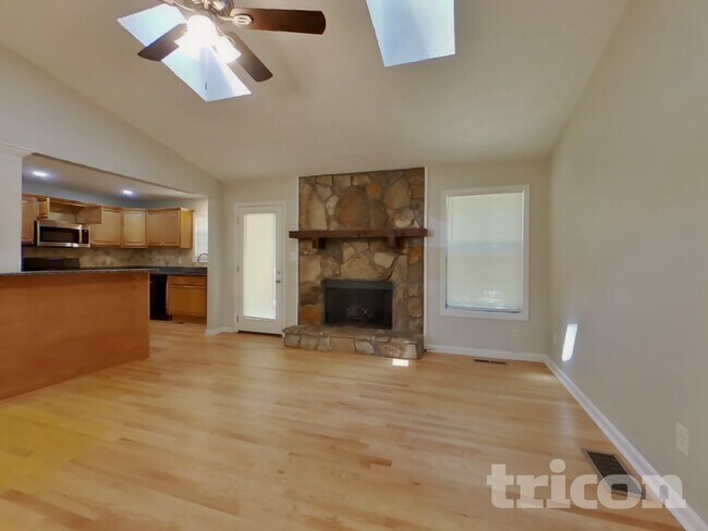 Foto del edificio - 2280 Lexington Way