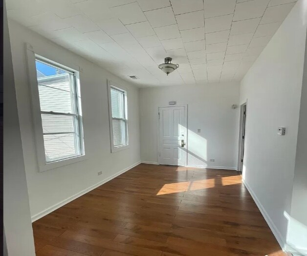 Foto del edificio - 1735 N Kimball Ave